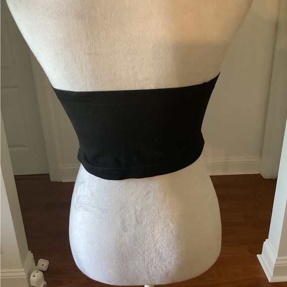 Black Strapless Bandeau Top (NWOT) - Picture 2 of 2